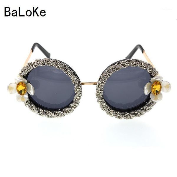 baroque flowers rhinestone sunglasses fashion circular floral sunglasses women spectacles shades outdoor summer beach1, White;black
baroque flowers rhinestone sunglasses fashion circular floral sunglasses women spectacles shades outdoor summer beach1, White;black