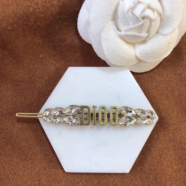 2021 new designer jewelry d home / di home new letter dio wheat ear hairpin selected high version brass material, Golden
2021 new designer jewelry d home / di home new letter dio wheat ear hairpin selected high version brass material, Golden