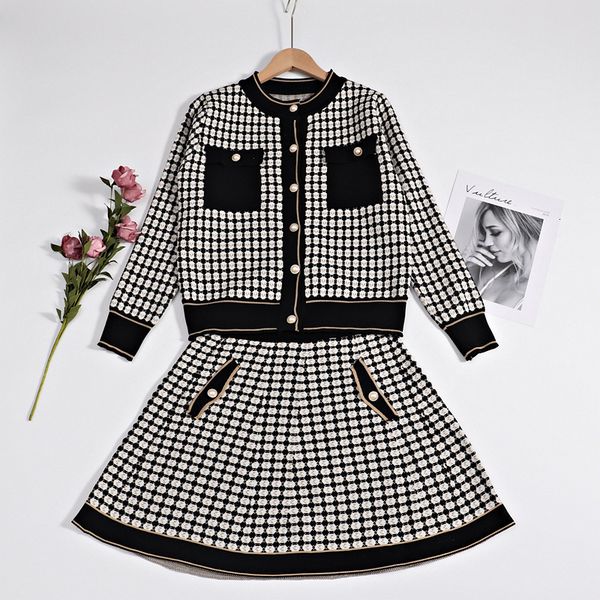 2021 new noble style two outfits women spring cardigans and mini skirt suits ladies 2 piece sets bsxc, White;black
2021 new noble style two outfits women spring cardigans and mini skirt suits ladies 2 piece sets bsxc, White;black