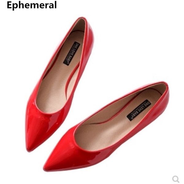ladies plus size 44 34 flats pointed toe patent leather slip-ons withe bow shallow mouth fashion simple shoes 1006, Black;white
ladies plus size 44 34 flats pointed toe patent leather slip-ons withe bow shallow mouth fashion simple shoes 1006, Black;white