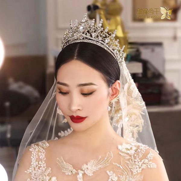 inew pearl headdress bride jewelry crown 2020 wedding dress hair ornament send gift to nian yi, Silver
inew pearl headdress bride jewelry crown 2020 wedding dress hair ornament send gift to nian yi, Silver