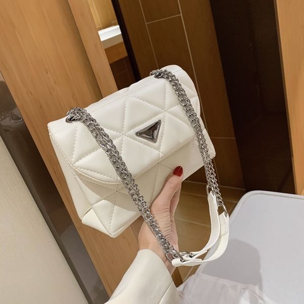 olsitti brand designer chain diamond small winter pu leather crossbody bags for women 2020 trending shoulder bag lady handbags, Red;black
olsitti brand designer chain diamond small winter pu leather crossbody bags for women 2020 trending shoulder bag lady handbags, Red;black