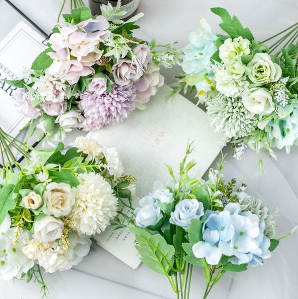 artificial rose bud simulation rose wedding holding bouquet wedding pgraphy props floral home decoration decorative flowers
artificial rose bud simulation rose wedding holding bouquet wedding pgraphy props floral home decoration decorative flowers