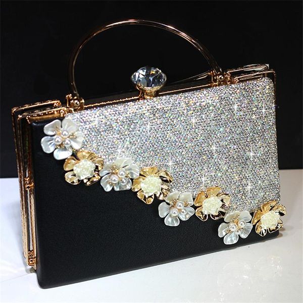 women crystal luxury totes handbag bridal wedding chain shoulder bag genuine leather clutch rhinestone purse evening party bags
women crystal luxury totes handbag bridal wedding chain shoulder bag genuine leather clutch rhinestone purse evening party bags