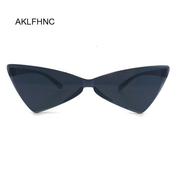 женщины sexy cat eye солнцезащитные очки марка дизайнер малый треугольник vintage солнцезащитные очки ретро cateye очки фиолетовый черный su
женщины sexy cat eye солнцезащитные очки марка дизайнер малый треугольник vintage солнцезащитные очки ретро cateye очки фиолетовый черный su