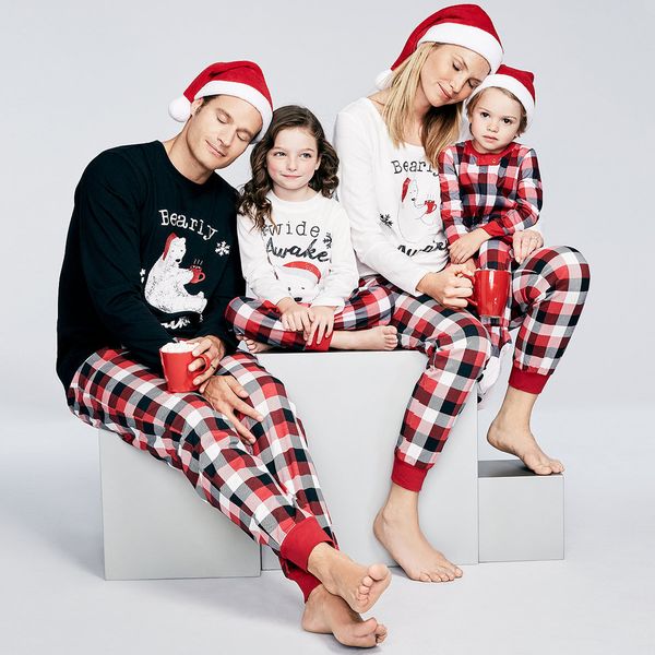 рождественский набор выглядит взрослых детей pajamas baby romper santa sleewwears xmas семья соответствующая одежда
рождественский набор выглядит взрослых детей pajamas baby romper santa sleewwears xmas семья соответствующая одежда