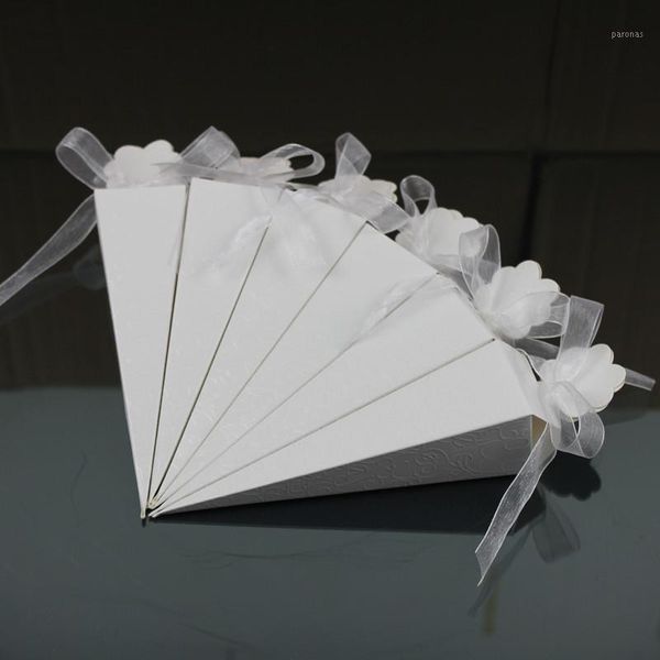 gift wrap 50pcs white creative wedding supplies candy box small ice cream shape party favor boxes paper for packaging1
gift wrap 50pcs white creative wedding supplies candy box small ice cream shape party favor boxes paper for packaging1
