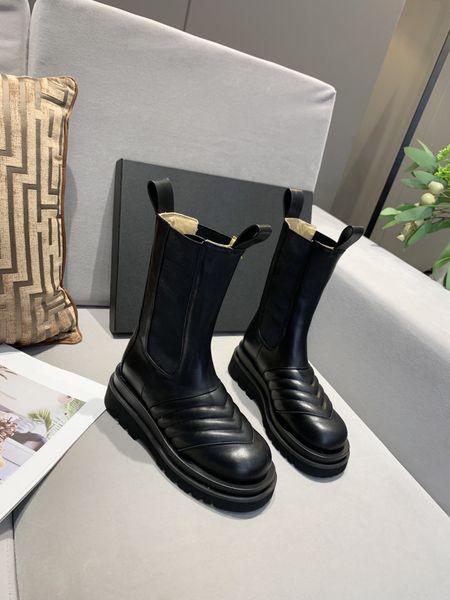 mesh red same shoes, mid tube boots, martin boots, women's fashion leather thick bottomed muffin soles, chelsey boots, Black
mesh red same shoes, mid tube boots, martin boots, women's fashion leather thick bottomed muffin soles, chelsey boots, Black