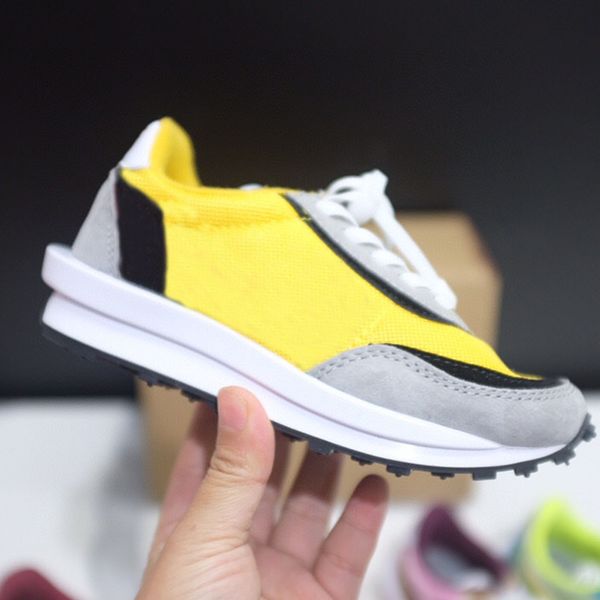 2020 new kids casual shoes boys girls green yellow pink casual shoes waffle plush designer shoes size 22-35, Black
2020 new kids casual shoes boys girls green yellow pink casual shoes waffle plush designer shoes size 22-35, Black