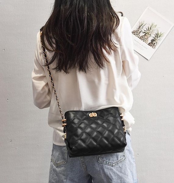cross body lns diamond lattice pu leather crossbody bags for women 2021 luxury chain shoulder bag female bucket
cross body lns diamond lattice pu leather crossbody bags for women 2021 luxury chain shoulder bag female bucket