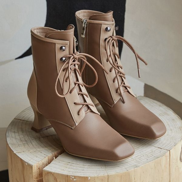 2021 new leather genuine women's ankle boots high heels woman party ladies shoes i13i, Black
2021 new leather genuine women's ankle boots high heels woman party ladies shoes i13i, Black