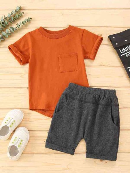 baby patched pocket high low tee & slant pockets shorts she, White
baby patched pocket high low tee & slant pockets shorts she, White