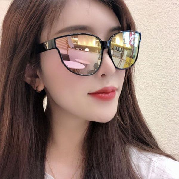 sunglasses 2021 fashion round cat eye shades vintage bule pink sun glasses women brand design drop uv400, White;black
sunglasses 2021 fashion round cat eye shades vintage bule pink sun glasses women brand design drop uv400, White;black