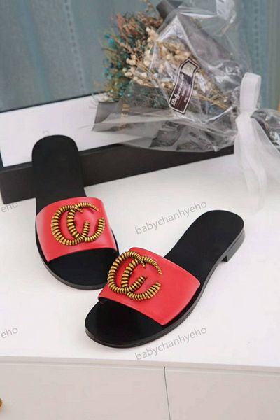 spring and summer shoes fashion flat sandals one word sandals and slippers casual shoes streetwear ladies flat slippers 35-42
spring and summer shoes fashion flat sandals one word sandals and slippers casual shoes streetwear ladies flat slippers 35-42