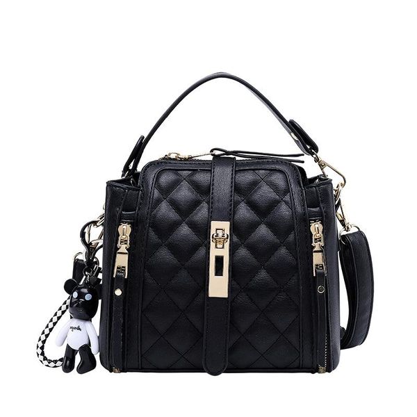 2020 spring new model women's bag korean version fashion women's shoulder bag fashion simple and elegant rhombus
2020 spring new model women's bag korean version fashion women's shoulder bag fashion simple and elegant rhombus