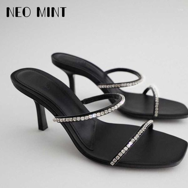 sandals 2021 summer mules high heels women slippers outdoor cut-outs designer black red fashion shoe female pumps1
sandals 2021 summer mules high heels women slippers outdoor cut-outs designer black red fashion shoe female pumps1