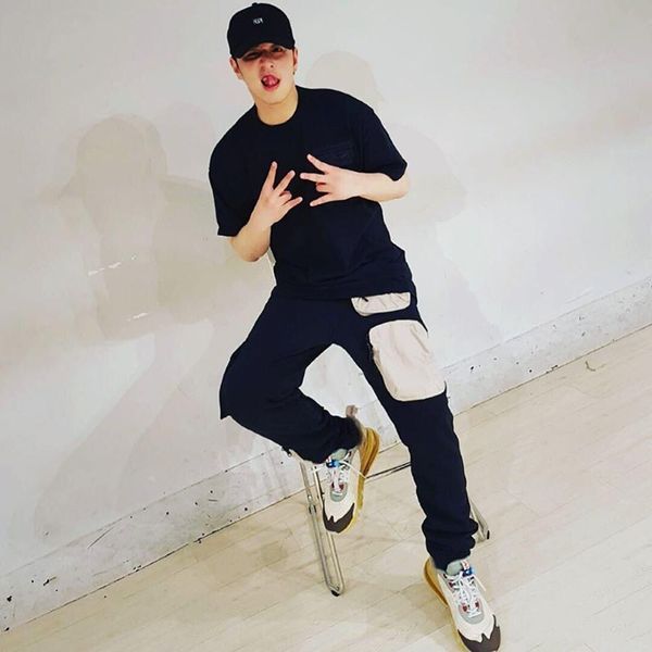 черный streetwear joggers кармана sweatpants мужчины и женщины негабаритных вышивок шаровар мешковатого повседневный trousesrs, Black
черный streetwear joggers кармана sweatpants мужчины и женщины негабаритных вышивок шаровар мешковатого повседневный trousesrs, Black