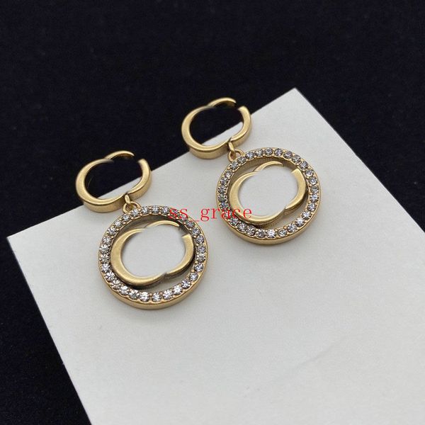 retro letter pendant studs earrings titanium sport accessories women brand earring stud jewelry luxury earrings
retro letter pendant studs earrings titanium sport accessories women brand earring stud jewelry luxury earrings