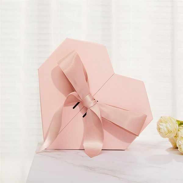 gift wrap lovely package box chic wedding loving heart shape storage valentine's day party jewelry
gift wrap lovely package box chic wedding loving heart shape storage valentine's day party jewelry