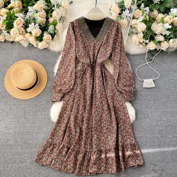 2021 new female singer impression floral chiffon lace neck the line dressed autumn elastic ruched dress style tsob, Black;gray
2021 new female singer impression floral chiffon lace neck the line dressed autumn elastic ruched dress style tsob, Black;gray