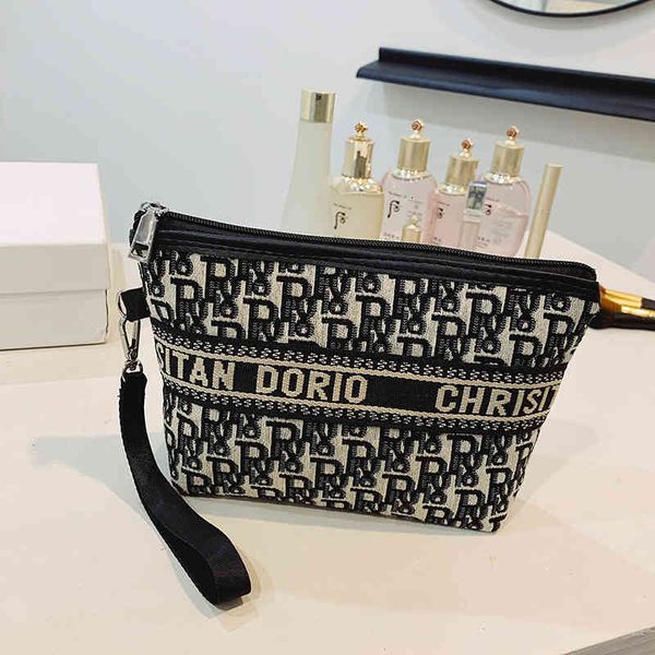 fashion handbags new korean alphabet large capacity storage washing portable women's travel cosmetic bag, Red;black
fashion handbags new korean alphabet large capacity storage washing portable women's travel cosmetic bag, Red;black