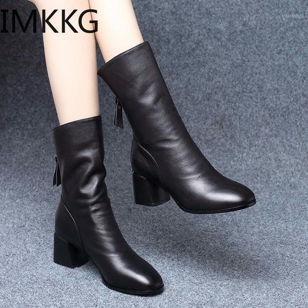 boots autumn winter mid-calf women thick-heels warm plush pu leather botas de moto winter1, Black
boots autumn winter mid-calf women thick-heels warm plush pu leather botas de moto winter1, Black