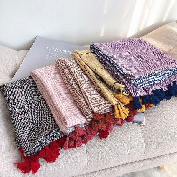 shawls autumn fashion two-tone plaid viscose shawl scarf women wrap warm pashminas stole bufandas muslim hijab 180*90cm, Blue;gray
shawls autumn fashion two-tone plaid viscose shawl scarf women wrap warm pashminas stole bufandas muslim hijab 180*90cm, Blue;gray