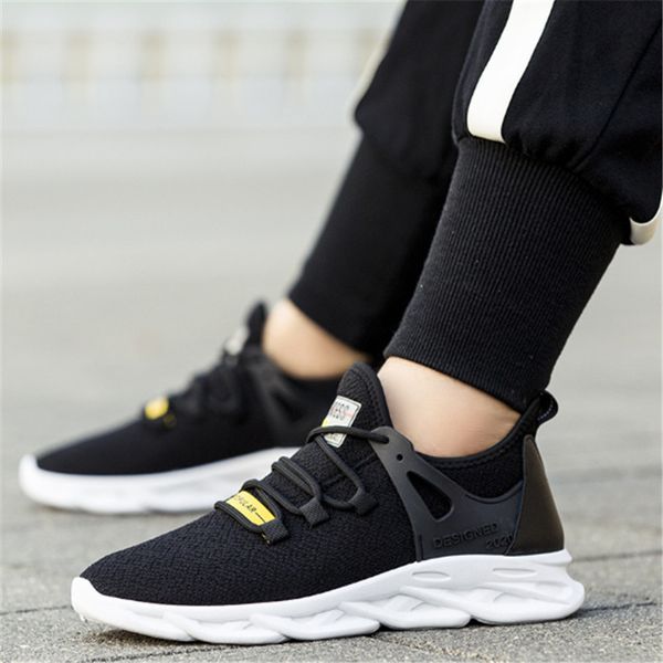 men's shoes new sports and leisure comfortable soft bottom non-slip wear-resistant tide shoes blade air bottom plus velvet shoes, Black;brown
men's shoes new sports and leisure comfortable soft bottom non-slip wear-resistant tide shoes blade air bottom plus velvet shoes, Black;brown