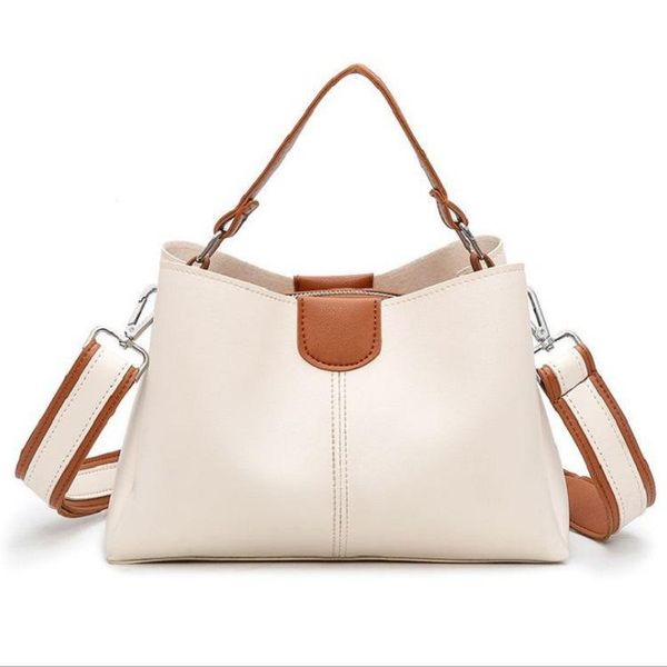 2020 new women's bag autumn and winter fashion color bump mother bag women's handbag versatile single shoulder messenger
2020 new women's bag autumn and winter fashion color bump mother bag women's handbag versatile single shoulder messenger