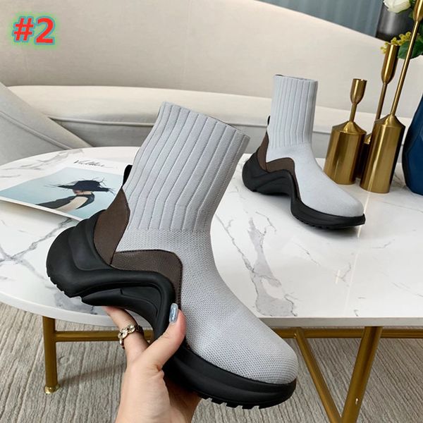 2020 sock shoes paris material speed trainer women running shoes stretch-knit boots new sneakers size 35-40 with box, Black
2020 sock shoes paris material speed trainer women running shoes stretch-knit boots new sneakers size 35-40 with box, Black