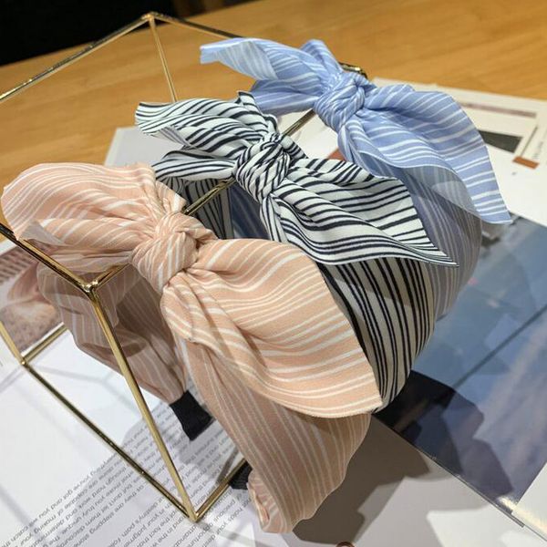 fashion designer letters bowknot hairband temperament brand lady wind classic headband simple korean retro styles wide edge ladies headbands, Black;brown
fashion designer letters bowknot hairband temperament brand lady wind classic headband simple korean retro styles wide edge ladies headbands, Black;brown