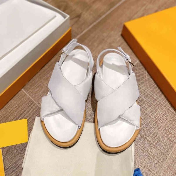 sandal men black flip flops for women sandal casual beach woman shoes home fashion classic sandals slippers mens womens wading slipper 22011
sandal men black flip flops for women sandal casual beach woman shoes home fashion classic sandals slippers mens womens wading slipper 22011