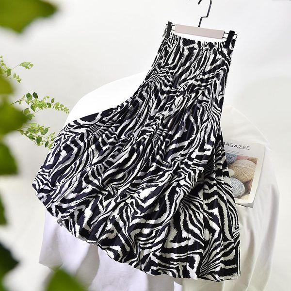skirts aonibeier autumn winter fashion black white print women pleated skirt elastic high waist swing casual ladies midi
skirts aonibeier autumn winter fashion black white print women pleated skirt elastic high waist swing casual ladies midi