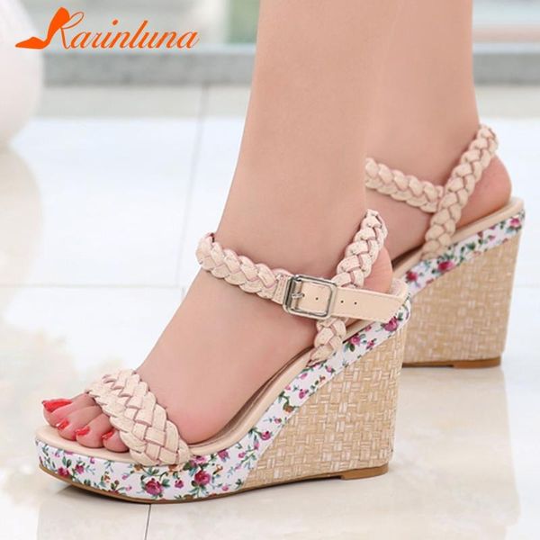 karin 2020 ins dropship sandals woman shoes buckle strap wedge high heels platform fashion shoes lady sandals, Black
karin 2020 ins dropship sandals woman shoes buckle strap wedge high heels platform fashion shoes lady sandals, Black