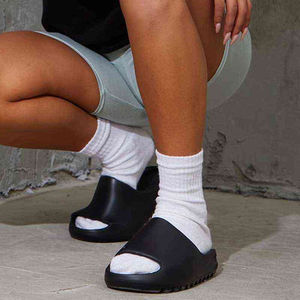 home women thick bottom slippers platform chunky heel living room bathroom slides non slip trend designer shoes ladies female y220214, Black
home women thick bottom slippers platform chunky heel living room bathroom slides non slip trend designer shoes ladies female y220214, Black