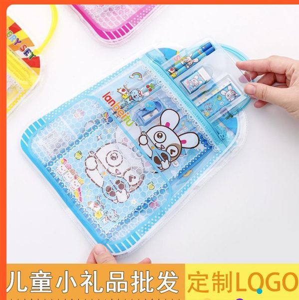 2022 toyshop wooden painted toy musical instrument play16-hole harmonica parent-child puzzle baby early education toys for children gift
2022 toyshop wooden painted toy musical instrument play16-hole harmonica parent-child puzzle baby early education toys for children gift