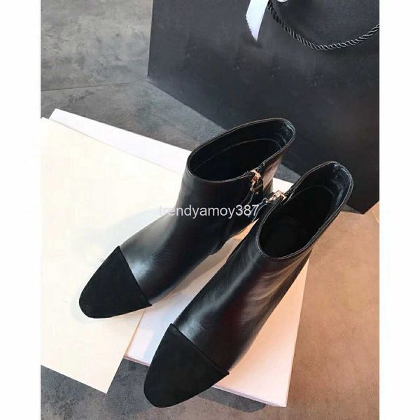 boots thick heel high short boots women's leather color matching round head martin net red fashion versatile shoes, Black 
boots thick heel high short boots women's leather color matching round head martin net red fashion versatile shoes, Black