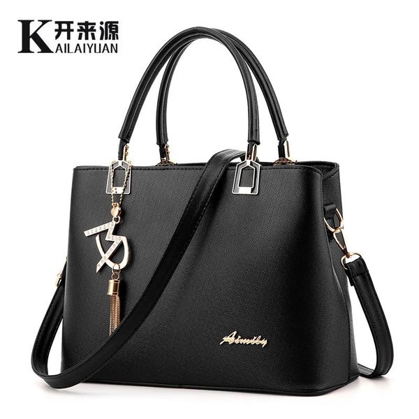 100% genuine leather women handbags 2020 new fashion women bag slung shoulder bag vintage messenger temperament type
100% genuine leather women handbags 2020 new fashion women bag slung shoulder bag vintage messenger temperament type