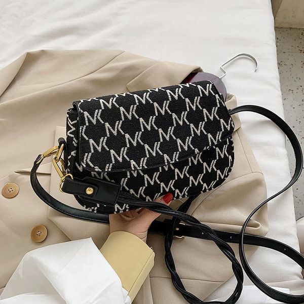 мода письмо печати pu crossbody сумка женщина портативных ручки кожа плечо тотализаторы кошелек женские простой топ-handle bag
мода письмо печати pu crossbody сумка женщина портативных ручки кожа плечо тотализаторы кошелек женские простой топ-handle bag