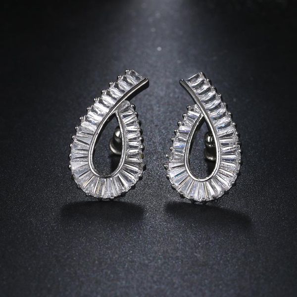2021 noenname_null brand needle earrings new design unique geometric crystal jewelry lady earrings party holiday gift, Golden;silver
2021 noenname_null brand needle earrings new design unique geometric crystal jewelry lady earrings party holiday gift, Golden;silver