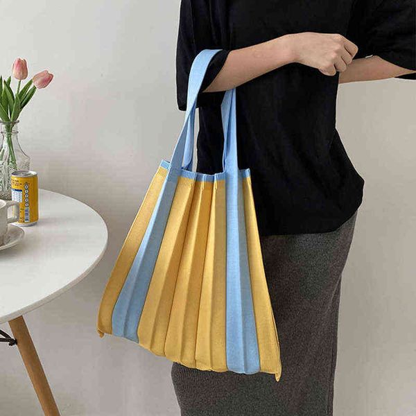 fashion pleated contrast color handbag women designer casual knit woman shoulder bag large-capacity shopping women's handbag y220304
fashion pleated contrast color handbag women designer casual knit woman shoulder bag large-capacity shopping women's handbag y220304