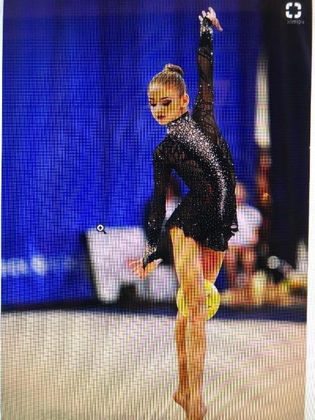 lackblue figure skating dresses for competition ice skating clothing customsd5591, Black;red
lackblue figure skating dresses for competition ice skating clothing customsd5591, Black;red