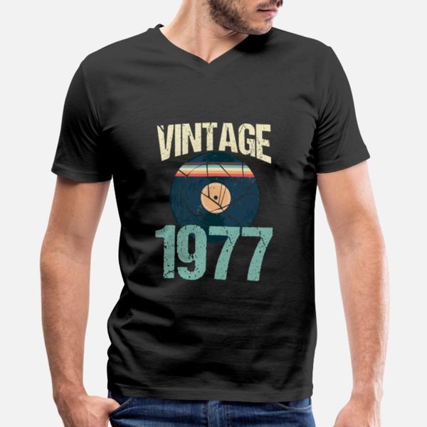 retro vintage 1977 43 rd birthday record vinyl t shirt fit oversized o-neck tracksuit hoodie sweatshirt
retro vintage 1977 43 rd birthday record vinyl t shirt fit oversized o-neck tracksuit hoodie sweatshirt