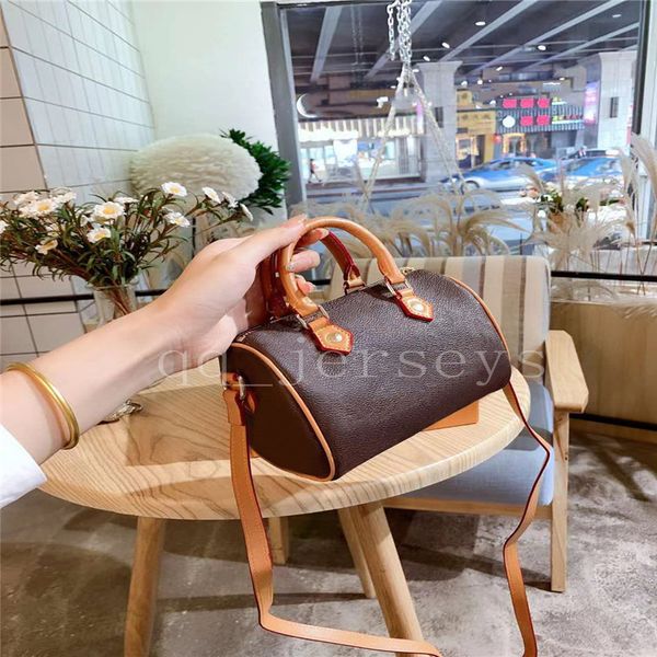 bag sale 2021 new printing classic shoulder mini high-end fashion wallet womens high-quality bag womens handbag and design tgeig, Red;black
bag sale 2021 new printing classic shoulder mini high-end fashion wallet womens high-quality bag womens handbag and design tgeig, Red;black