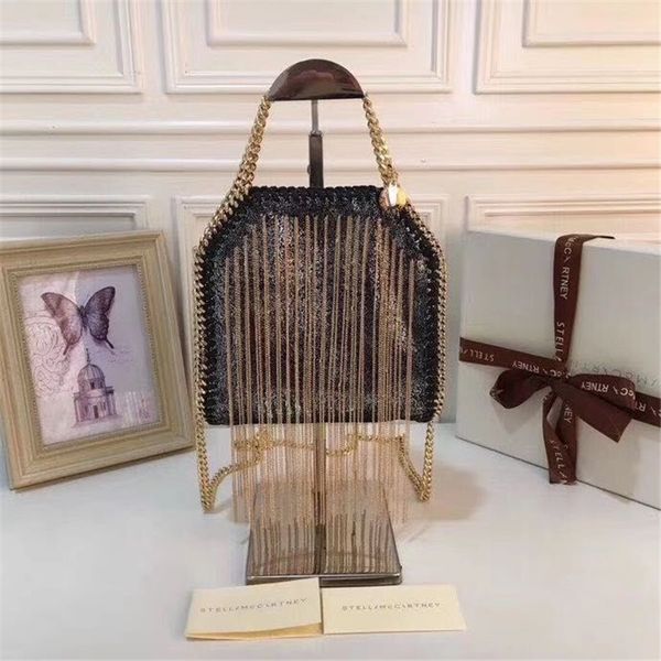 2021 european and american fashion bag fall personalized metal tassel shoulder handbag versatile chain portable women's handbags messen
2021 european and american fashion bag fall personalized metal tassel shoulder handbag versatile chain portable women's handbags messen