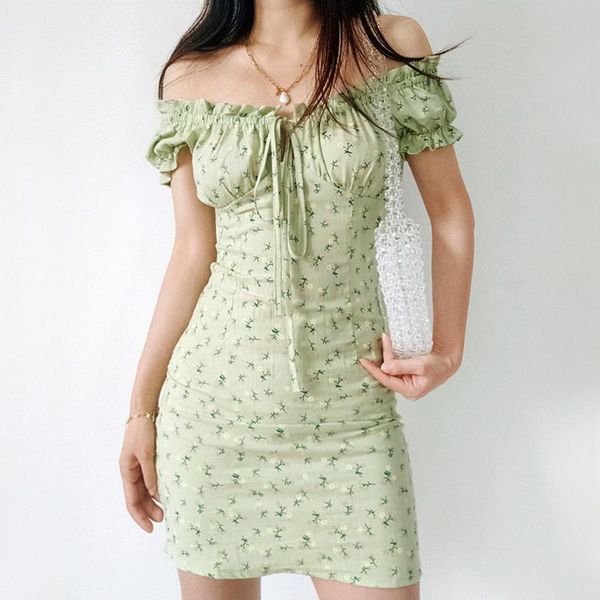 casual dresses women slash neck shirred back floral print mini dress in green tie front cotton, Black;gray
casual dresses women slash neck shirred back floral print mini dress in green tie front cotton, Black;gray