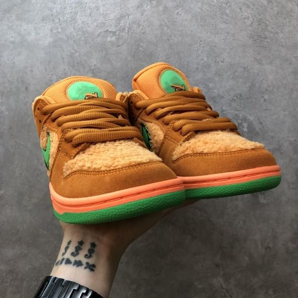 5 color bear male casual sports shoes 2020 new luxury original single sb male skate shoes, Black
5 color bear male casual sports shoes 2020 new luxury original single sb male skate shoes, Black