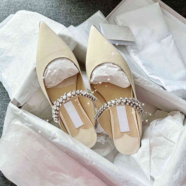 luxury designer women's shoes 2022 spring and summer jc pointed shallow mouth flat bottom sandal's bag head patent leather semi sl, Black
luxury designer women's shoes 2022 spring and summer jc pointed shallow mouth flat bottom sandal's bag head patent leather semi sl, Black