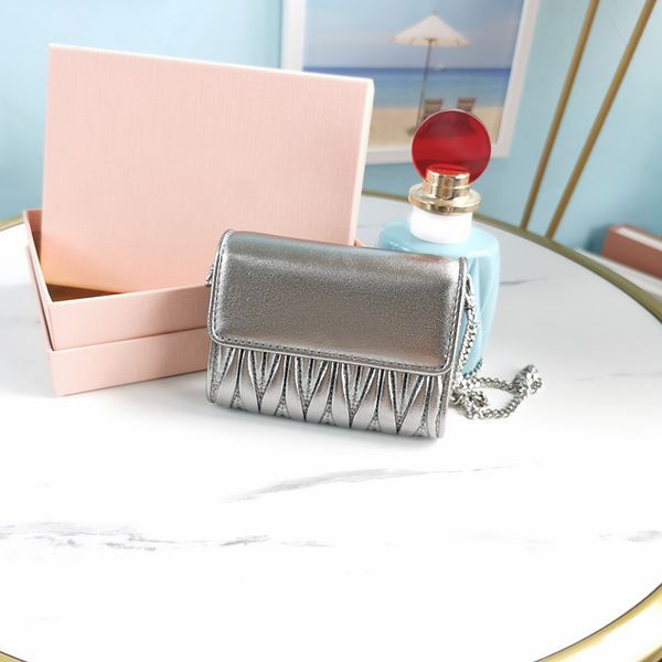2021 new style mini shoulder bag imported lamb skin inside the 5tm013 skin three layer an internal zipper remove metal chain women bags
2021 new style mini shoulder bag imported lamb skin inside the 5tm013 skin three layer an internal zipper remove metal chain women bags