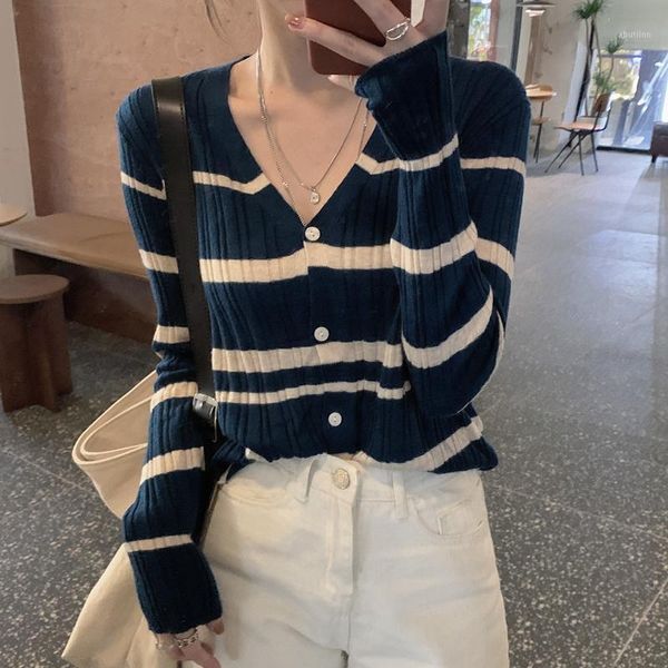 women's knits & tees 2021 women fashion korean soft loose outer sweater waxy v-neck striped knitted cardigan female autumn sweaters, White
women's knits & tees 2021 women fashion korean soft loose outer sweater waxy v-neck striped knitted cardigan female autumn sweaters, White
